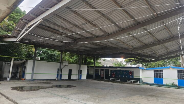 SUSPENDEN CLASES EN PRIMARIA POR RUPTURA DE TECHUMBRE.