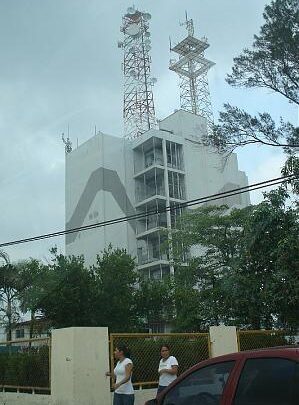 Elevadores De Telmex Se Convierten En Trampa Para Los Trabajadores.