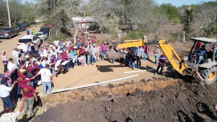 TRANSFORMA ARMANDO MARTINEZ LA VIDA DE 50 FAMILIAS DE EJIDO GRANEROS DEL SUR CON 3.5 KILÓMETROS DE RED DE AGUA