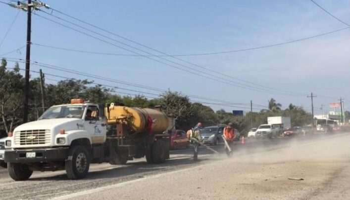 CONTRATISTA MUESTRA TORTUGUISMO EN EL REENCARPETADO DE LA AVENIDA DE LA INDUSTRIA