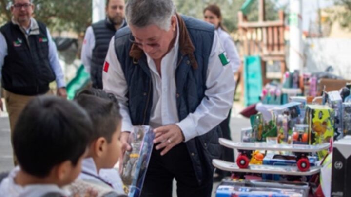ENTREGA PEMEX JUGUETES A NIÑOS Y NIÑAS DEL CAIC EN REYNOSA
