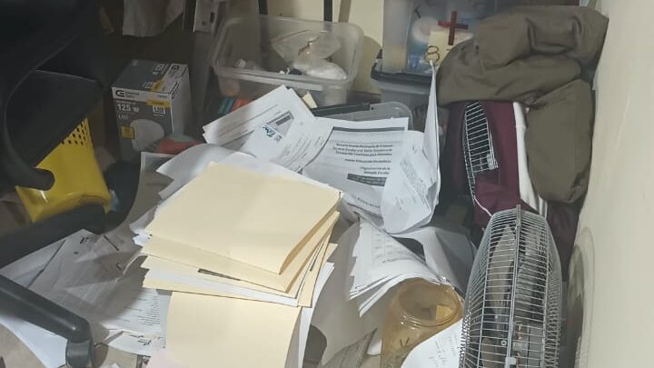 SE LLEVAN DOCUMENTOS DE ESCUELA SECUNDARIA TECNICA 87