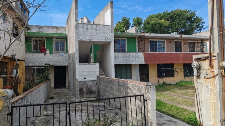 SE REGISTRAN ROBOS EN LA COLONIA HIPÓDROMO DE MADERO.