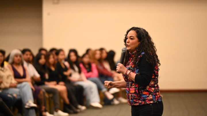 A LAS JUVENTUDES LES DEBEMOS GARANTIZAR EL DERECHO A LA EDUCACIÓN Y EL DERECHO AL TRABAJO: OLGA SOSA.