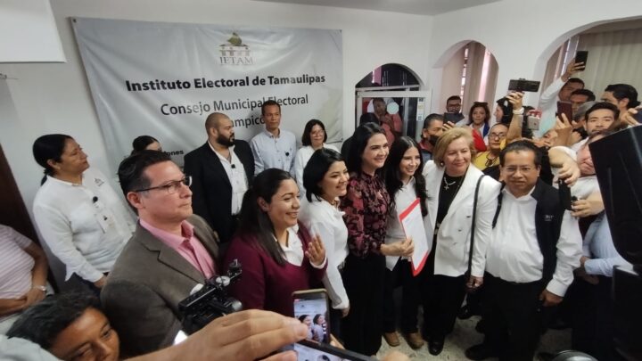 Presenta Mónica Villarreal Registro Supletorio en Consejo Municipal Electoral