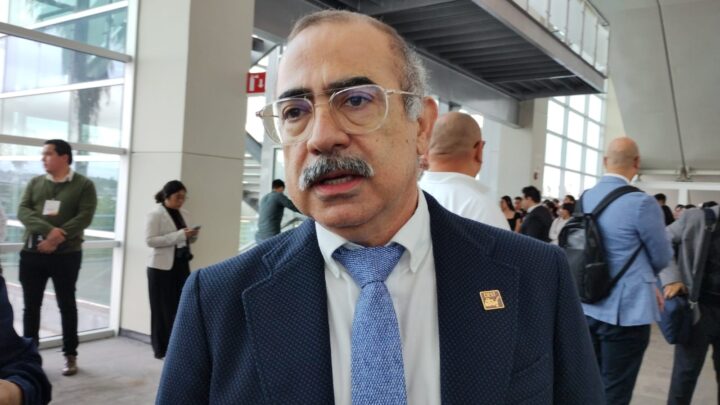 HABLÓ XÓCHITL A LA LIGERA EN TEMA DE REFINERÍA MADERO