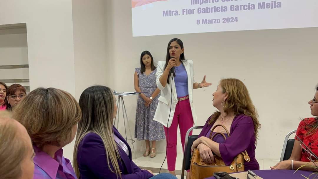 NI UN PASO ATRÁS EN LA LUCHA POR LOS DERECHOS DE LAS MUJERES: MAYRA OJEDA NI UN PASO ATRÁS EN LA LUCHA POR LOS DERECHOS DE LAS MUJERES: MAYRA OJEDA