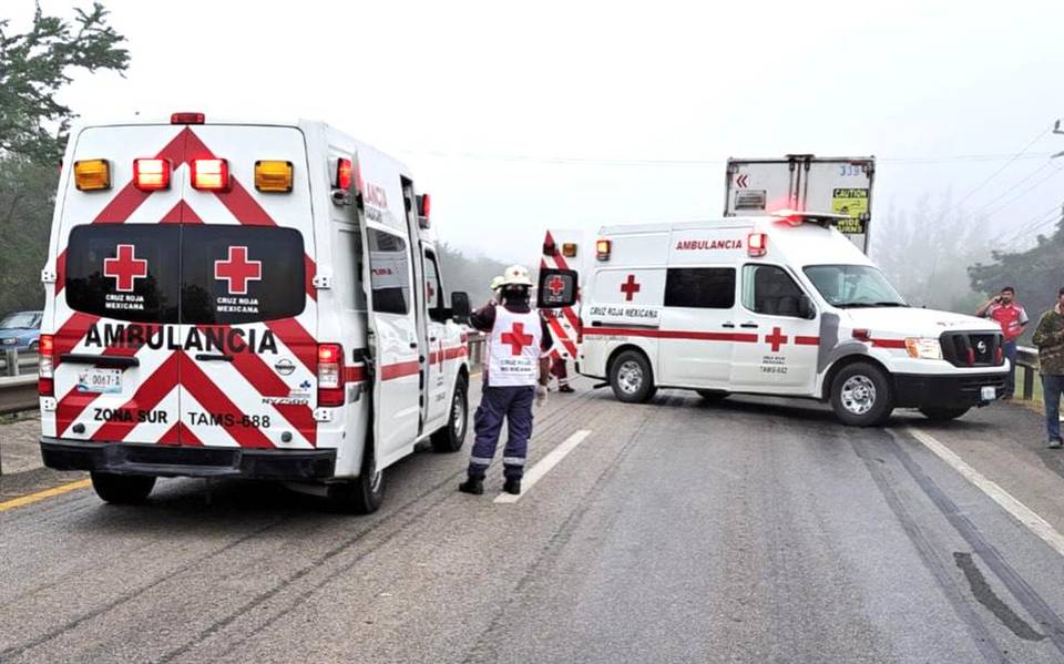 AUTO FANTASMA ARROLLA A INFORTUNADO HOMBRE EN ESTEROS