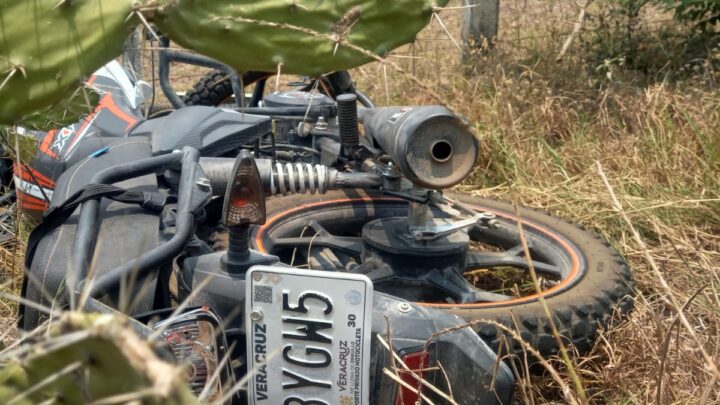 UN MASCULINO PIERDE LA VIDA EN ACCIDENTE EN MOTO