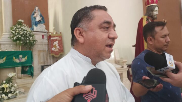 HUMEDAD SIGUE AFECTANDO IGLESIA, YA SE ESTÁ TRABAJANDO EN EL TEMA DE REVISIÓN