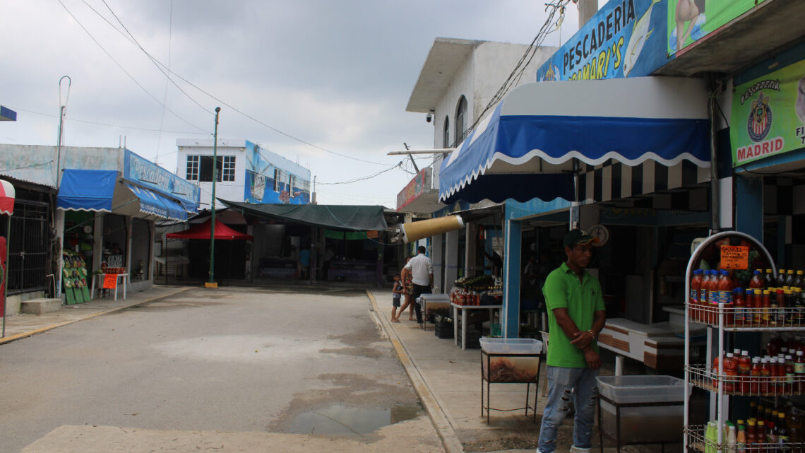 COMERCIANTES DEL MERCADO LA PUNTILLITA TEMEN INUNDACIÓN DE ESTE LUGAR COMERCIANTES DEL MERCADO LA PUNTILLITA TEMEN INUNDACIÓN DE ESTE LUGAR