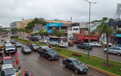 VENTAS HAN DISMINUIDO UN 50 POR CIENTO. VENTAS HAN DISMINUIDO UN 50 POR CIENTO.