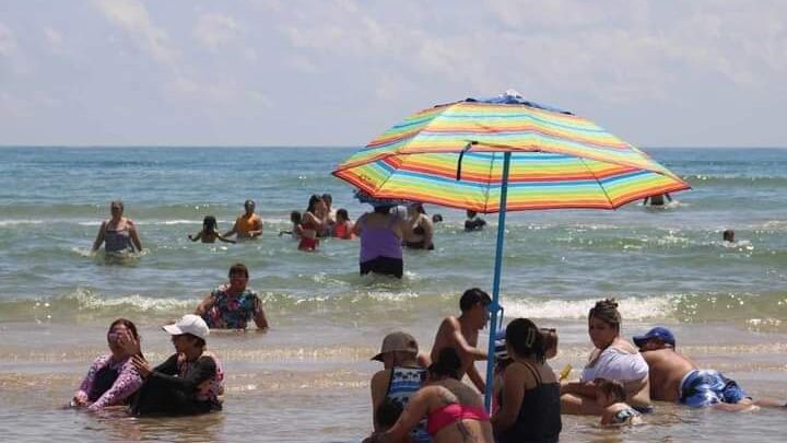 IMPORTANTE DERRAMA ECONÓMICA DEJA PLAYA MIRAMAR DURANTE VERANO.