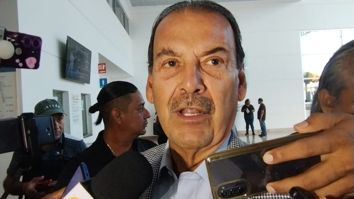 LOS YUNES EMPINARON AL PAÍS AL AVALAR REFORMA DE AMLO: ARTURO ELIZONDO LOS YUNES EMPINARON AL PAÍS AL AVALAR REFORMA DE AMLO: ARTURO ELIZONDO