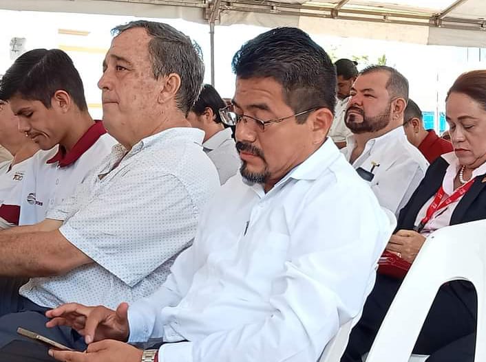 EN EL PUENTE DE LA ESPERANZA, SE TRABAJA EN ÚLTIMOS DETALLES EN EL PUENTE DE LA ESPERANZA, SE TRABAJA EN ÚLTIMOS DETALLES