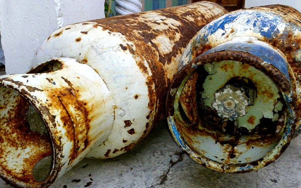 HASTA CUATRO CILINDROS HECHIZOS DECOMISA BOMBEROS A LA SEMANA HASTA CUATRO CILINDROS HECHIZOS DECOMISA BOMBEROS A LA SEMANA