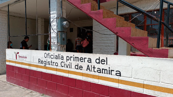 CORTES DE ENERGÍA POR PARTE DE CFE, MANTIENE AL REGISTRO CIVIL SIN DAR SERVICIO DESDE HACE TRES DÍAS