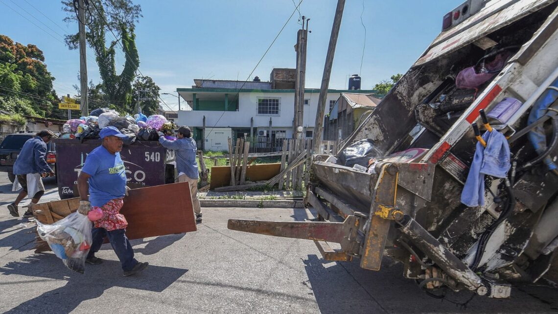 DISMINUYEN REZAGO DE RECOLECCIÓN DE BASURA EN TAMPICO DISMINUYEN REZAGO DE RECOLECCIÓN DE BASURA EN TAMPICO