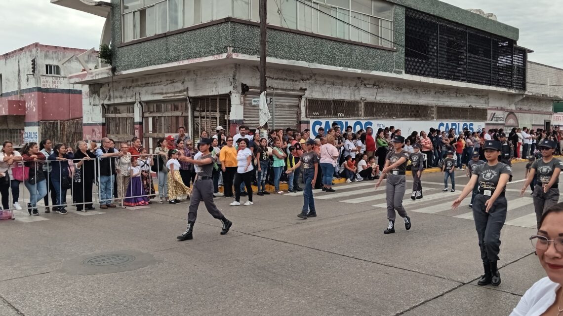 DESFILAN 6,800 PERSONAS EN CIUDAD MADERO