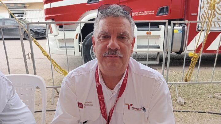 ATIENDE OFICINA FISCAL DE MADERO A 600 CONTRIBUYENTES DE MANERA DIARIA.