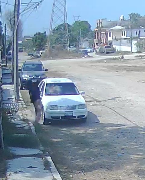 REPORTAN A PERSONA QUE REALIZA VANDALISMO BAJO LOS EFECTOS DEL ALCOHOL REPORTAN A PERSONA QUE REALIZA VANDALISMO BAJO LOS EFECTOS DEL ALCOHOL