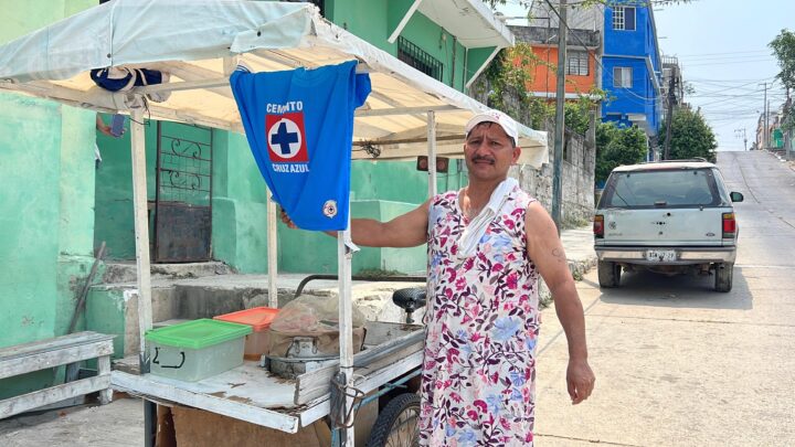 TAQUERO PIERDE APUESTA Y SE VISTE DE MUJER POR IRLE AL CRUZ AZUL