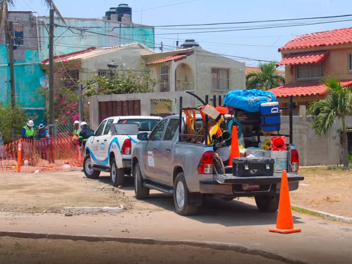 EVACÚAN JARDÍN DE NIÑOS POR FUGA DE GAS NATURAL EN MIRAMAPOLIS.