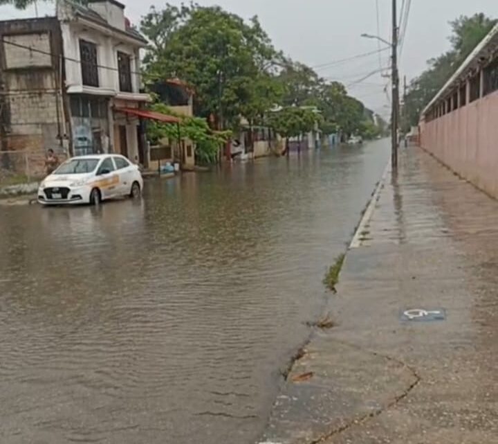 INSTALAN BOMBAS EN PUNTOS CRÍTICOS DE MADERO PARA DESFOGAR AGUA ACUMULADA. INSTALAN BOMBAS EN PUNTOS CRÍTICOS DE MADERO PARA DESFOGAR AGUA ACUMULADA.