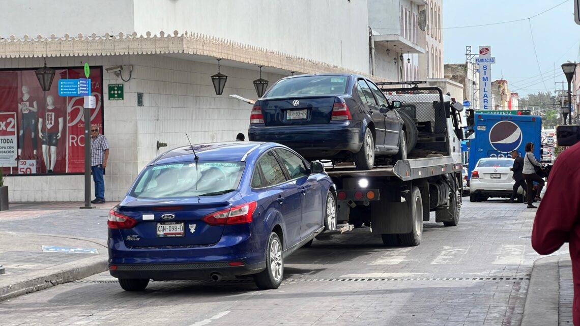 SE REANUDA OPERATIVO GRÚA LO QUE RESTA DEL AÑO EN LA ZONA CENTRO SE REANUDA OPERATIVO GRÚA LO QUE RESTA DEL AÑO EN LA ZONA CENTRO