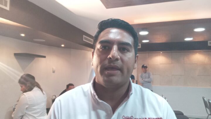 REGIDORES BUSCAN GESTIONAR MÁS PAVIMENTACIÓN DE CALLES.