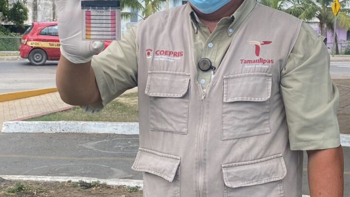 COEPRIS REALIZA MUESTREOS DE AGUA PARA DETECTAR POSIBLES BACTERIAS EN LA LAGUNA DEL CARPINTERO.