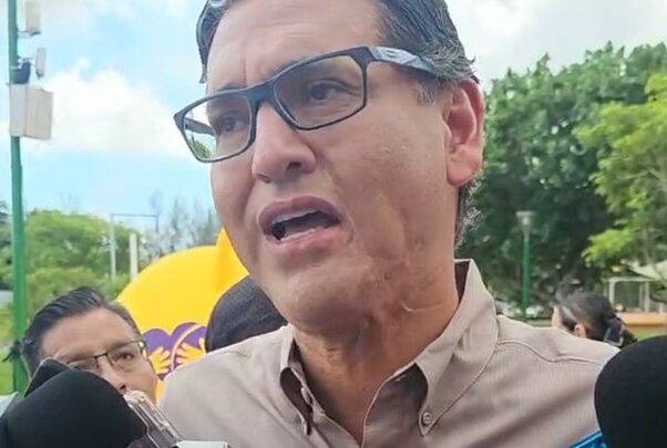 TRABAJANDO JUNTOS: COMAPA Y MUNICIPIO DE CIUDAD MADERO ATACAN PROBLEMAS DE DÉCADAS.