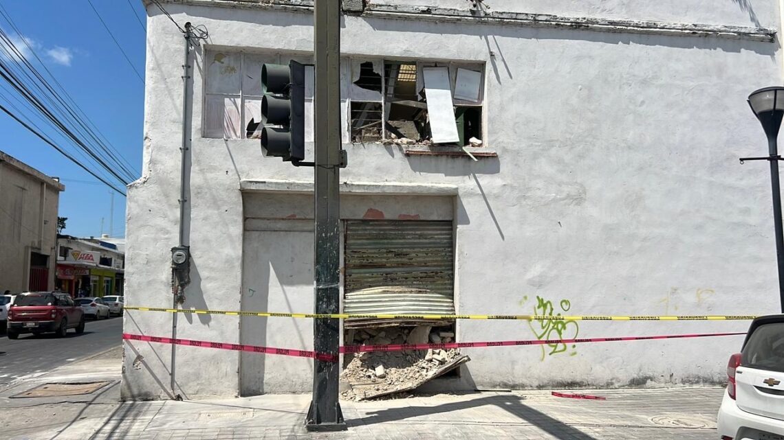 Se Derrumba Parte De La Losa Del Ex Casino Moctezuma En Tampico.