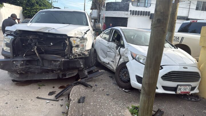 Tres lesionados, entre ellos dos menores, en fuerte choque cerca de la FGJT en Ciudad Madero.