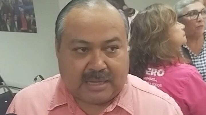 Acuden Maestros De La Primaria Armando Barba A Solicitar Apoyo Al Gobierno Municipal.