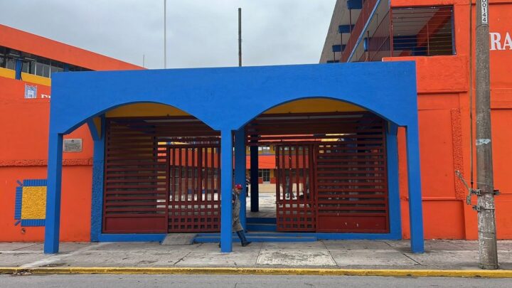 Instalaciones De La Preparatoria Medina Cedillo, Sin Utilizar Al 100%