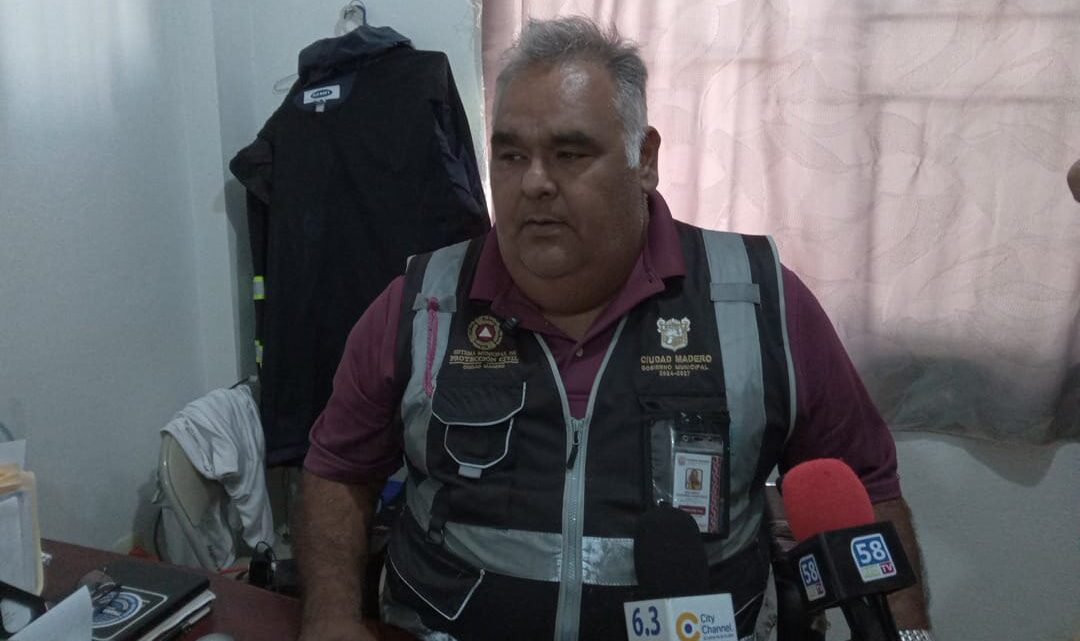 Visitantes A La Playa Continúan Sin Respetar Señalamientos De Restricción.