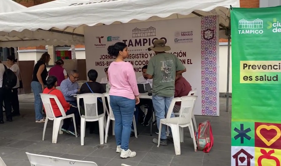Llevan Campaña Gratuita De Afiliación Y Vacunación A Plaza Hijas De Tampico