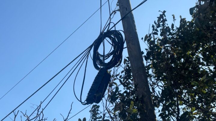 Reportan Desperfecto En Cableado De Telmex En La Colonia Adriana González