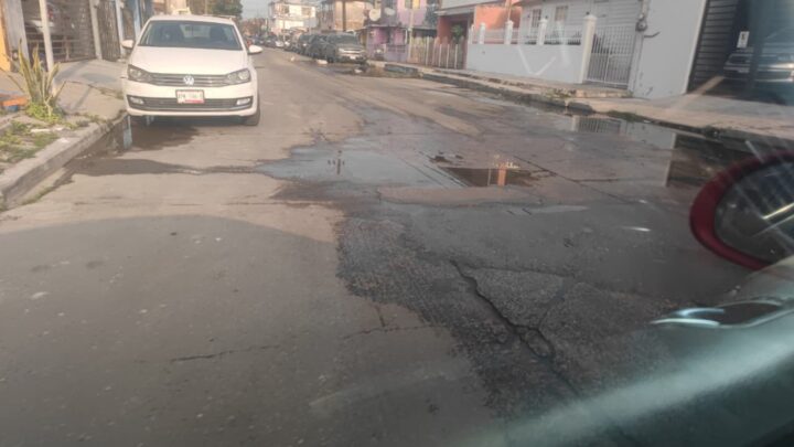Persistente Fuga De Aguas Negras Afecta A Vecinos De La Colonia Tamaulipas.
