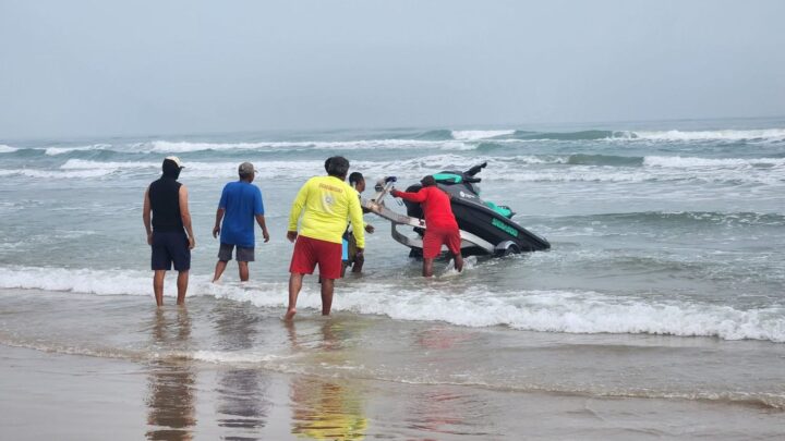 Capacitan A Guardavidas Ante Semana Santa En Playa Miramar