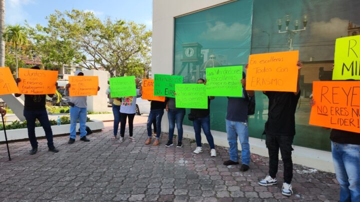 Comerciantes De Escolleras Piden Reordenamiento Equitativo Y Sin Afectar Su Actividad.