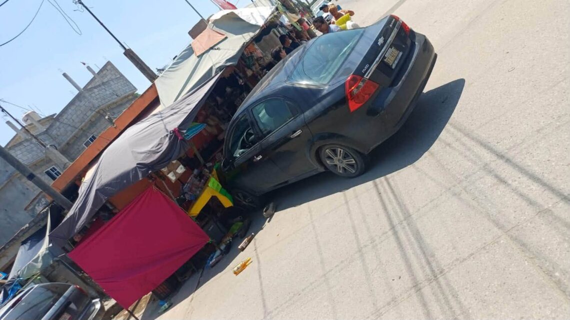 Automóvil Termina Contra Un Puesto Tras Ser Impactado Por Camioneta Repartidora En La Tampico-Altamira; Una Mujer Fue Atropellada