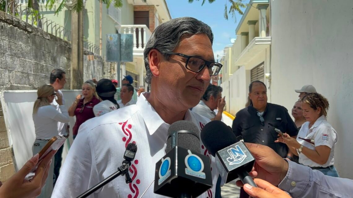 Buscan Regular Instalación De Toldos En Playa Miramar Para Proteger El Ecosistema Y Mantener El Orden.
