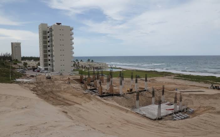 Revisarán 210 Concesiones En Playa Miramar Para Detectar Irregularidades.